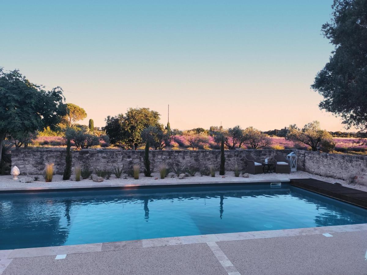 Les Champs De Provence Bed and Breakfast La Baume-de-Transit Εξωτερικό φωτογραφία