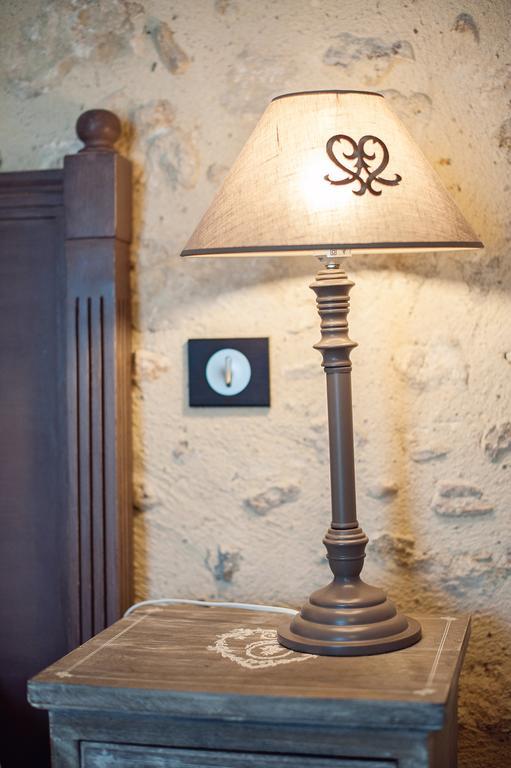Les Champs De Provence Bed and Breakfast La Baume-de-Transit Εξωτερικό φωτογραφία
