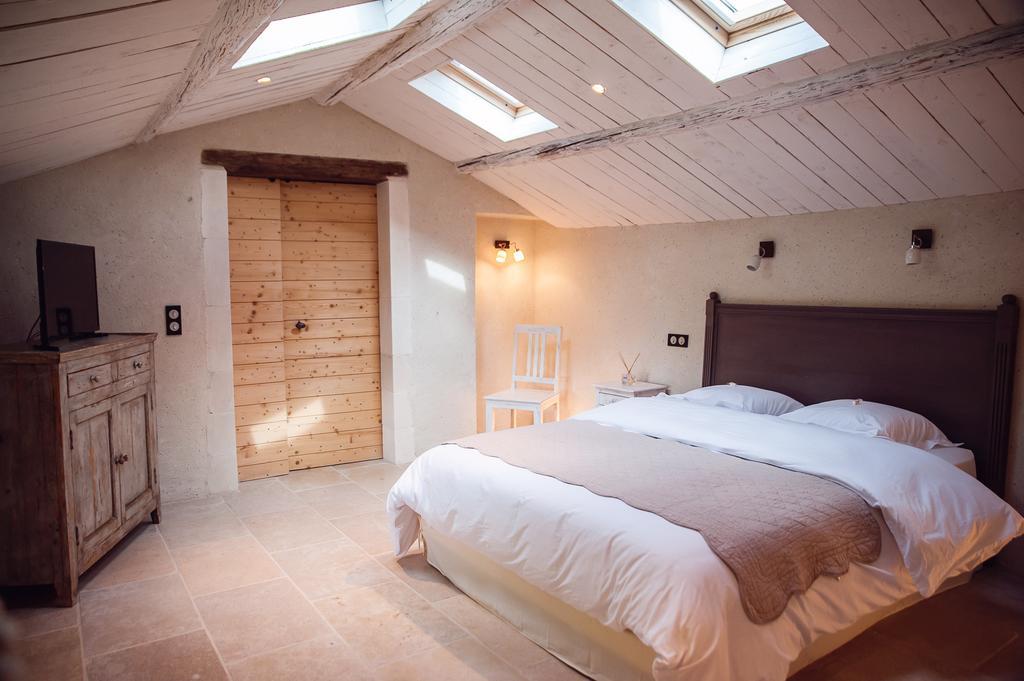 Les Champs De Provence Bed and Breakfast La Baume-de-Transit Εξωτερικό φωτογραφία